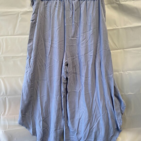 New Look Light Blue, Wide-Legged Wrap Around Pants with an Overlay and Tie Waist - Picture 2 of 9